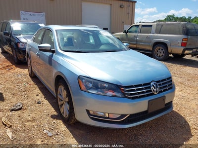 VOLKSWAGEN PASSAT 2013