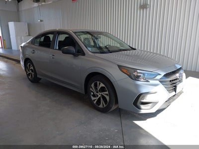 SUBARU LEGACY 2024