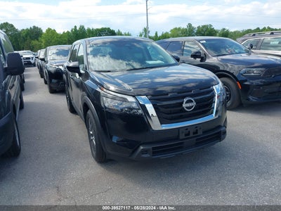 Nissan Pathfinder 2024