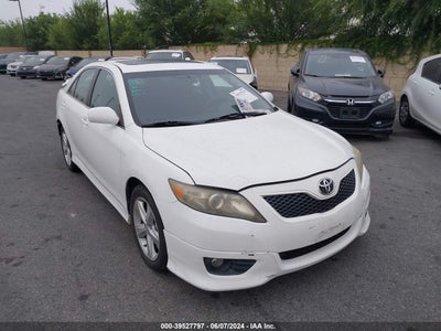 TOYOTA CAMRY 2011
