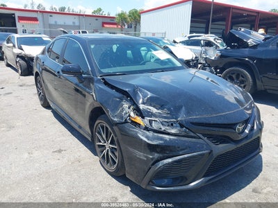 TOYOTA CAMRY 2024