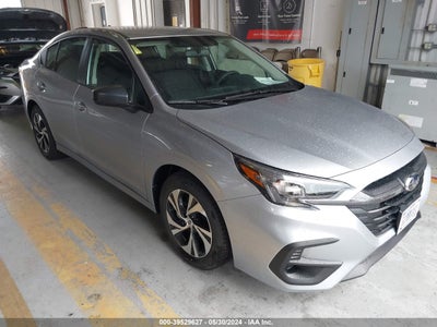 SUBARU LEGACY 2024