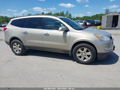CHEVROLET TRAVERSE 2010
