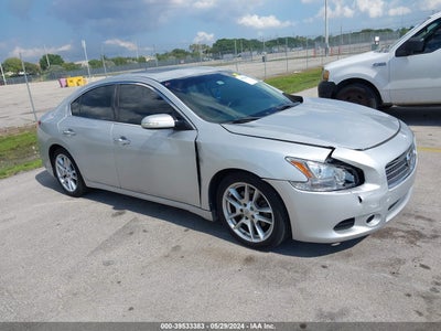 NISSAN MAXIMA 2011