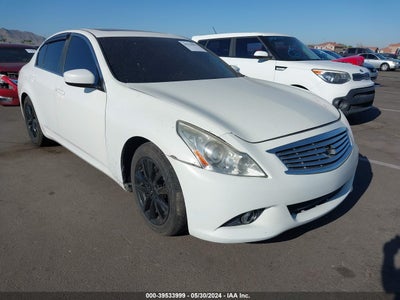 INFINITI G37 2013
