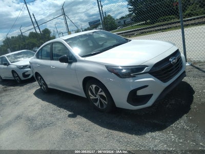 SUBARU LEGACY 2024