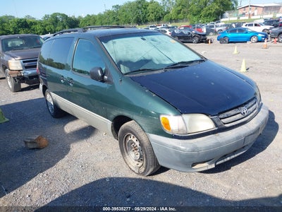 TOYOTA SIENNA 2001