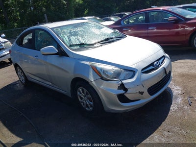 HYUNDAI ACCENT 2013
