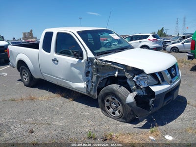 NISSAN FRONTIER 2015