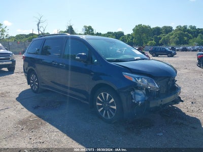 TOYOTA SIENNA 2019