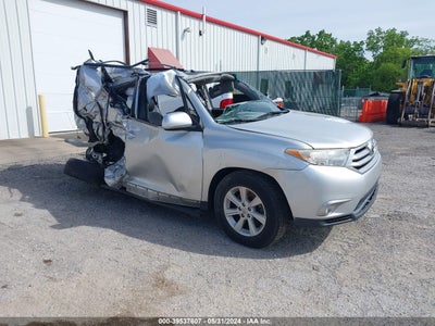 TOYOTA HIGHLANDER 2011