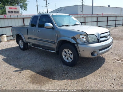 TOYOTA TUNDRA 2005