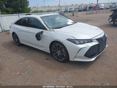 TOYOTA AVALON 2019