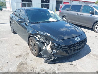 HYUNDAI ELANTRA 2022