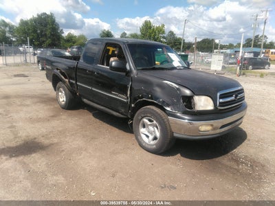 TOYOTA TUNDRA 2000