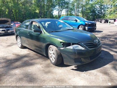 TOYOTA CAMRY 2011