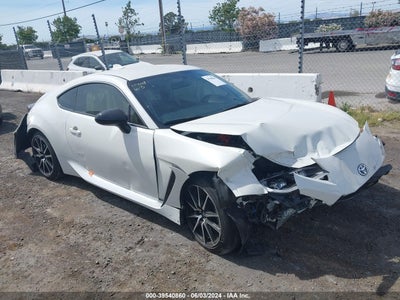 TOYOTA GR86 2023
