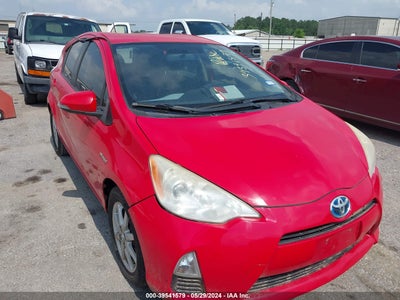 TOYOTA PRIUS C 2012