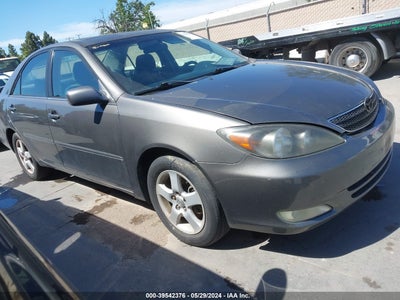 TOYOTA CAMRY 2004