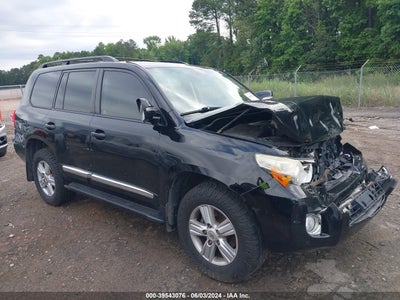 TOYOTA LAND CRUISER 2013