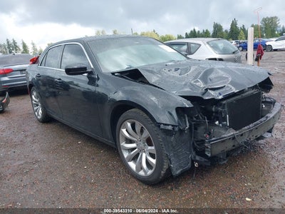 CHRYSLER 300 2018