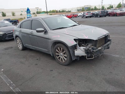 CHRYSLER 200 2012