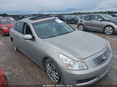 INFINITI JOURNEY 2008