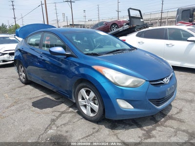 HYUNDAI ELANTRA 2013