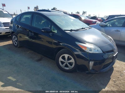 TOYOTA PRIUS 2015