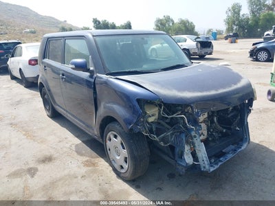 SCION XB 2013