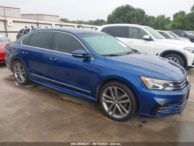 VOLKSWAGEN PASSAT 2016