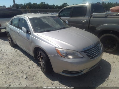 CHRYSLER 200 2012