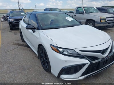 TOYOTA CAMRY 2023