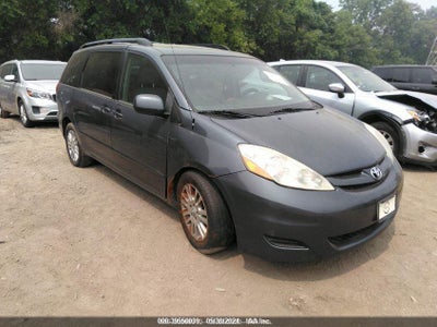 TOYOTA SIENNA 2008