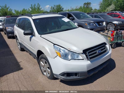 SUBARU OUTBACK 2014