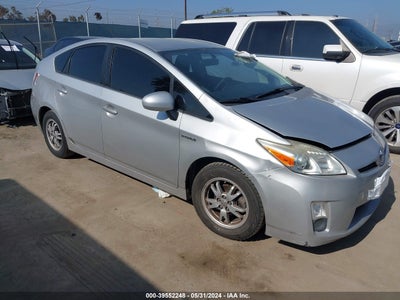 TOYOTA PRIUS 2011