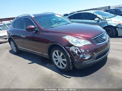 INFINITI JOURNEY 2012