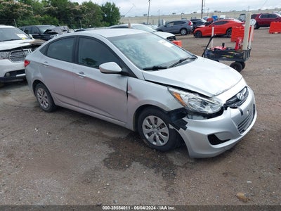 HYUNDAI ACCENT 2015