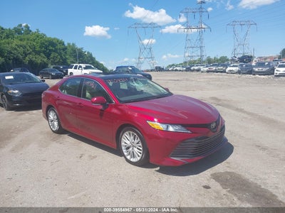 TOYOTA CAMRY 2018