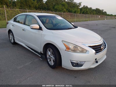 NISSAN ALTIMA 2015