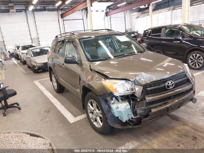TOYOTA RAV4 2012