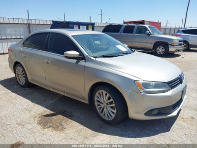 VOLKSWAGEN JETTA 2014