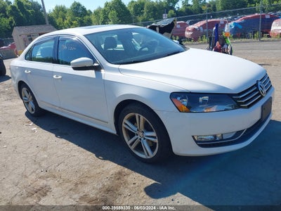 VOLKSWAGEN PASSAT 2015