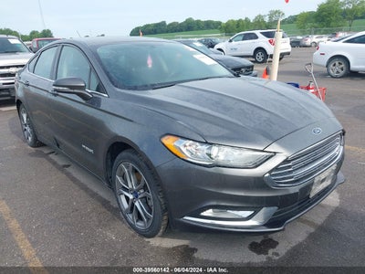 FORD FUSION HYBRID 2017