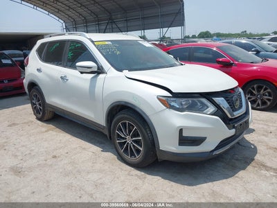 NISSAN ROGUE 2018
