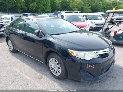 TOYOTA CAMRY 2012