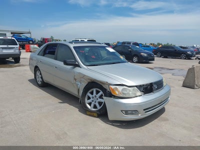 TOYOTA AVALON 2000
