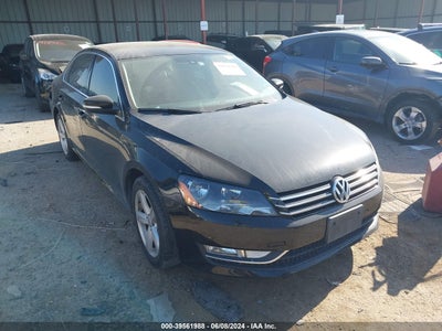 VOLKSWAGEN PASSAT 2015