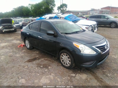 NISSAN VERSA 2015