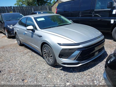 HYUNDAI SONATA HYBRID 2024